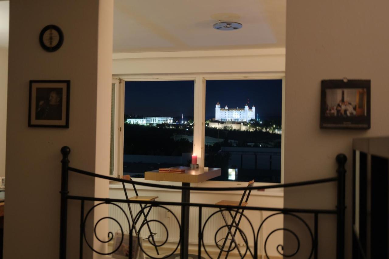 Studio With A View Of The Center Of Pressburg Exterior foto